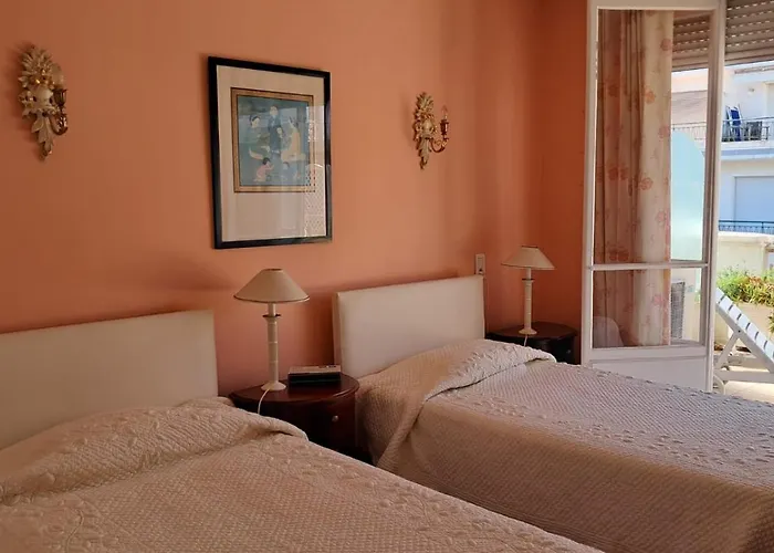Apartament Le California T3 *